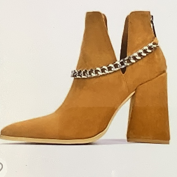 Cape Robbin Shoes - NWOT Cape Robbin Devica Block Heel suede booties silver chain bling